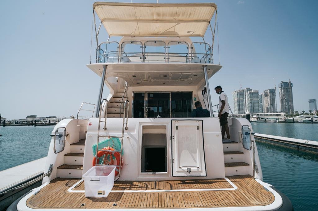 75ft Luxury Yacht View